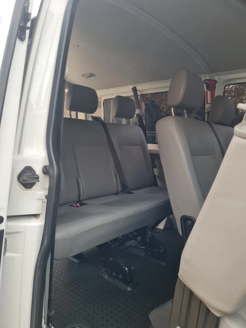 VW Transporter, снимка 9 - Бусове и автобуси - 52542988