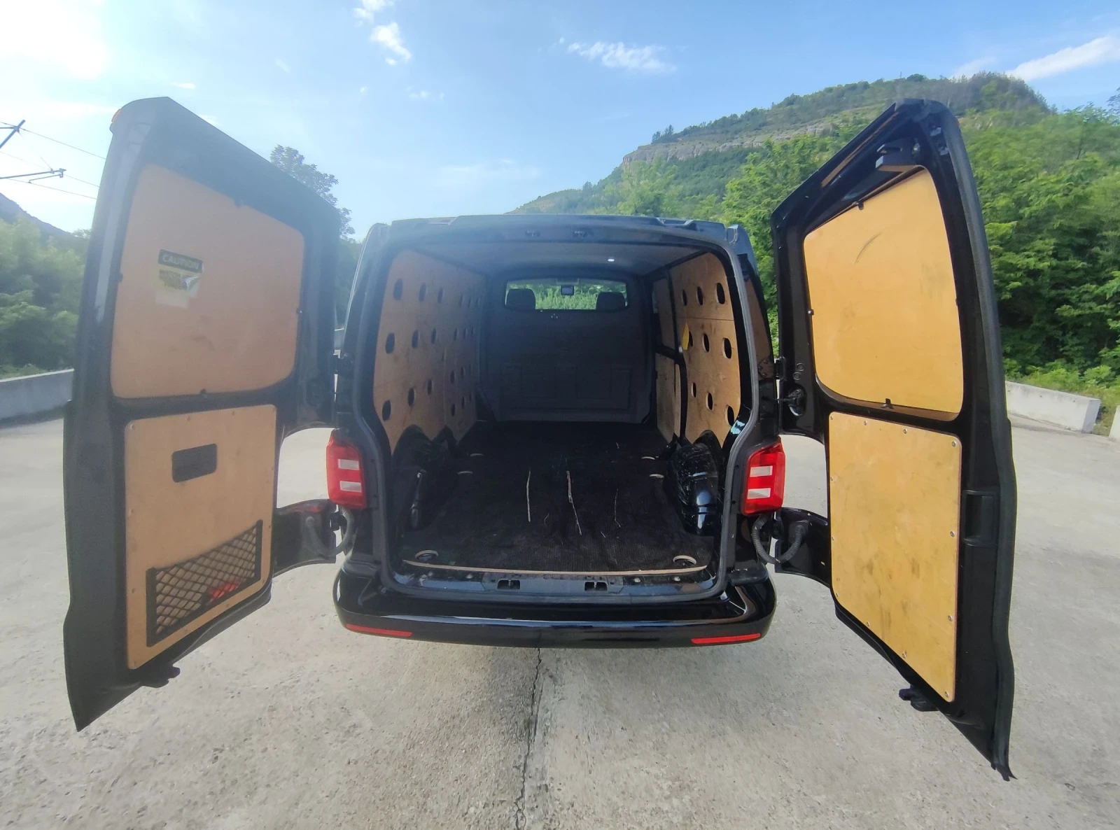 VW Transporter T6 2.0 TDI 150 К.С DSG Maxi Distronik , снимка 17 - Бусове и автобуси - 54766424