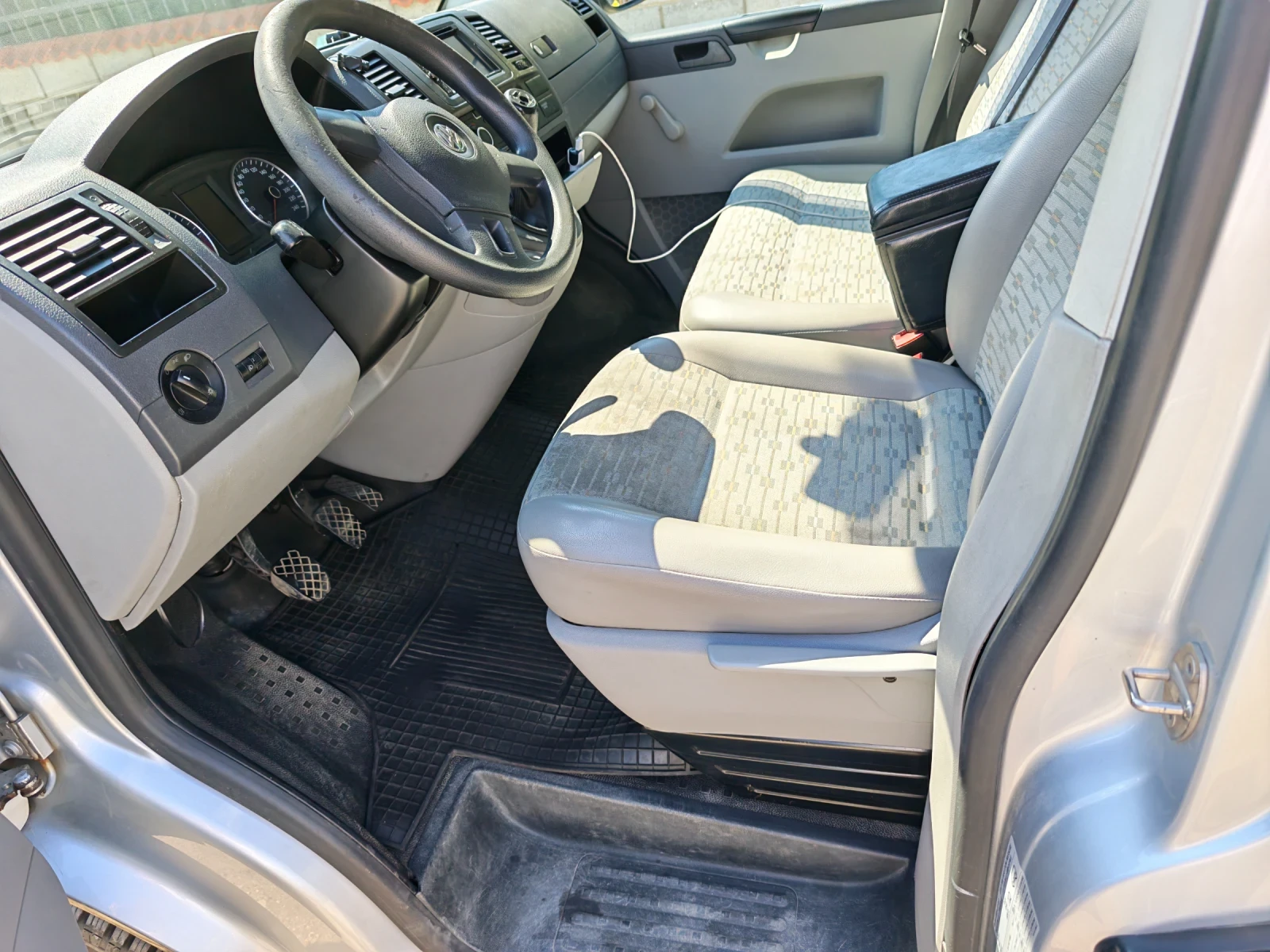 VW T5 Transporter T5 180 ?, снимка 8 - Бусове и автобуси - 55728586