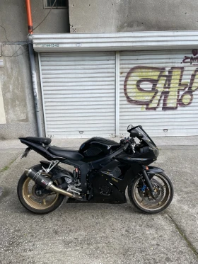  Yamaha YZF-R6
