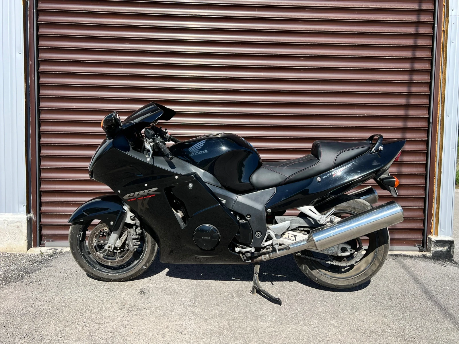 Honda Cbr Blackbird 1100xx, снимка 3 - Мотоциклети и мототехника - 54795116