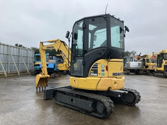 Багер Komatsu PC35MR-5N0 - КЛИМАТИК - ОЧАКВАН 10.02.2026!!! - изображение 4