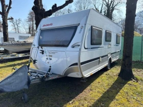      Dethleffs CAMPER