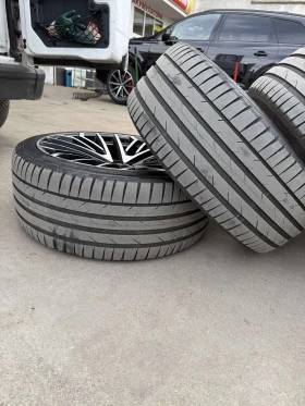 Гуми с джанти Hankook 285/35R22, снимка 10 - Гуми и джанти - 52674386