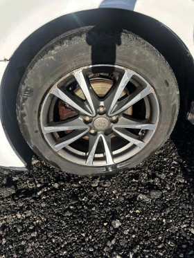 Toyota Avensis 2.0D-4D 124к.с Facelift , снимка 9