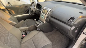 Toyota Corolla verso 7 МЕСТНА, снимка 14