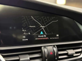 Alfa Romeo Giulia  NAV| BACKUP| FCW| PANO| CLEAN CARFAXX| * CARFAX *, снимка 11