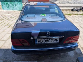 Mercedes-Benz E 300, снимка 8