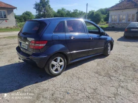 Mercedes-Benz B 180 На части , снимка 4