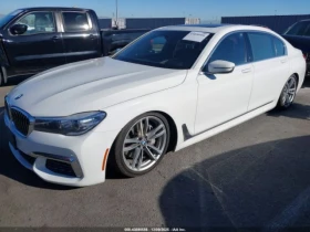 BMW 740 MPACK* МАСАЖ* ОБДУХ* HEADUP - 12250 € / 23958.92 лв. - 39970593 6