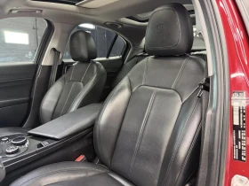 Alfa Romeo Giulia  NAV| BACKUP| FCW| PANO| CLEAN CARFAXX| * CARFAX * - 18450 € / 36085.06 лв. - 37901339 14