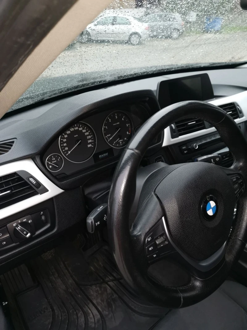 BMW 320 F31, снимка 6 - Автомобили и джипове - 47330255