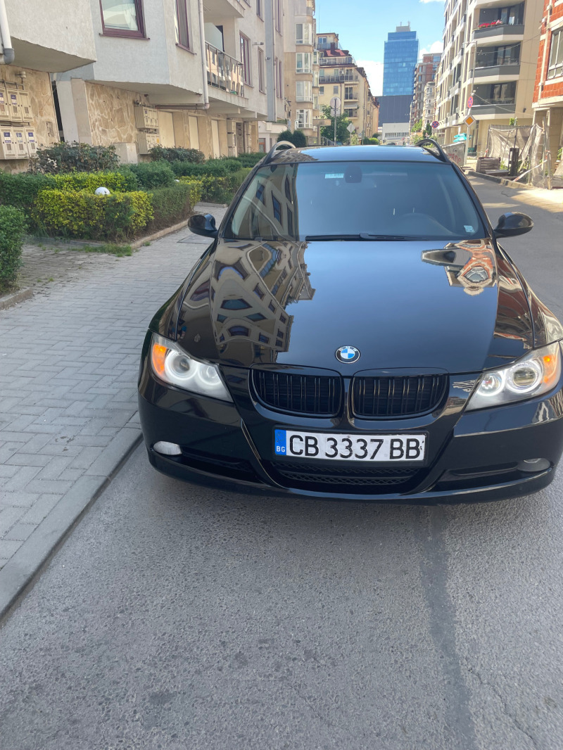 BMW 320, снимка 1 - Автомобили и джипове - 46086633