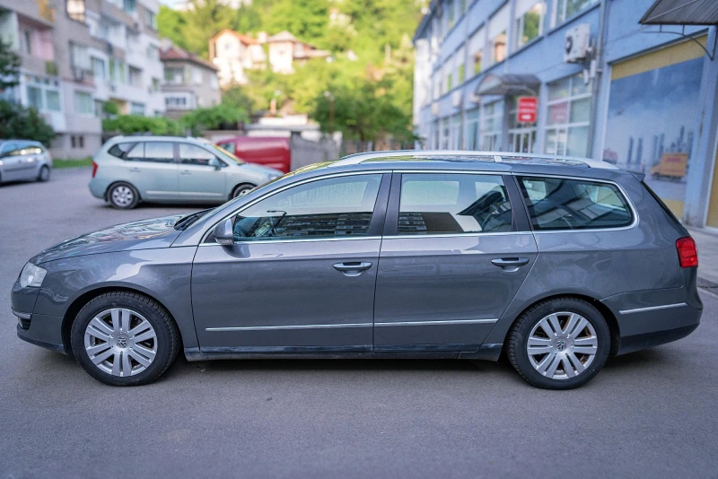 VW Passat 2.0TDI BMP 4x4 Highline, снимка 3 - Автомобили и джипове - 46979716