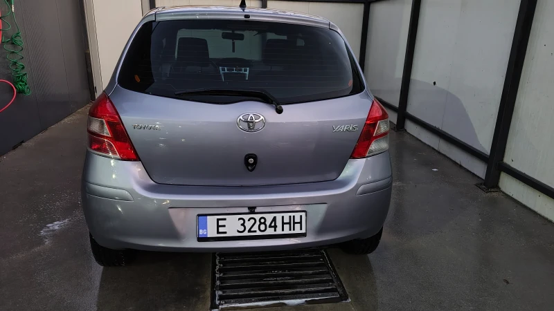 Toyota Yaris 1.4D4D, снимка 5 - Автомобили и джипове - 48560394