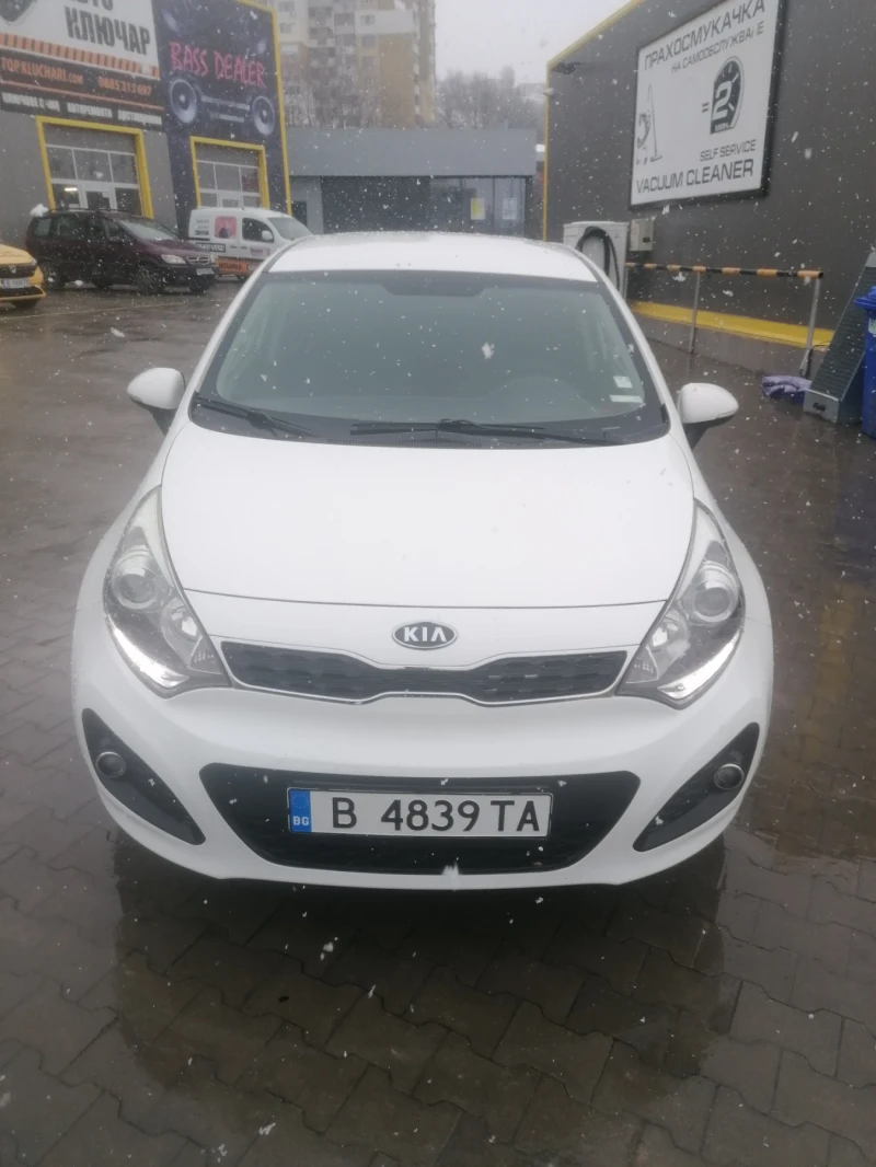 Kia Rio 1.4 CRDI, снимка 1 - Автомобили и джипове - 48714128