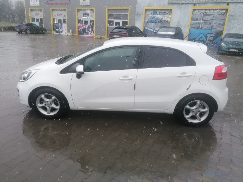 Kia Rio 1.4 CRDI, снимка 2 - Автомобили и джипове - 48714128