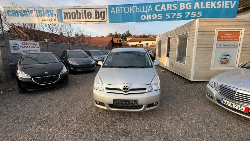 Toyota Corolla verso 7 МЕСТНА, снимка 2 - Автомобили и джипове - 51194488