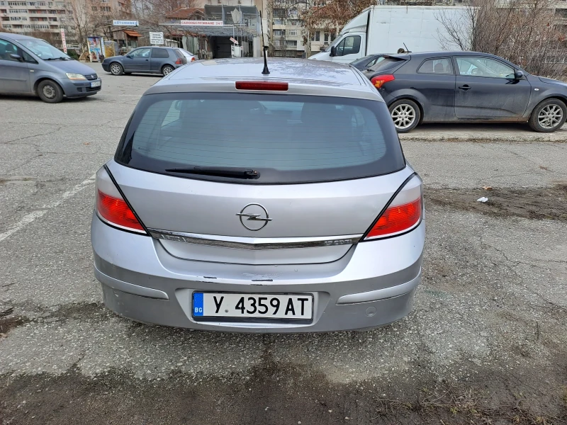 Opel Astra, снимка 7 - Автомобили и джипове - 49325807