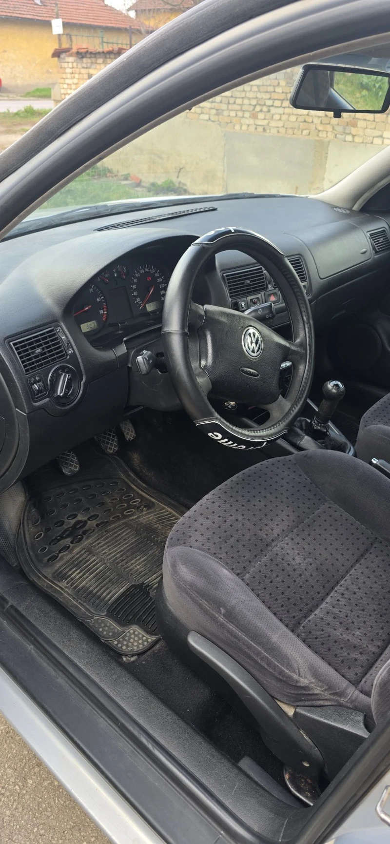 VW Golf, снимка 7 - Автомобили и джипове - 49521597