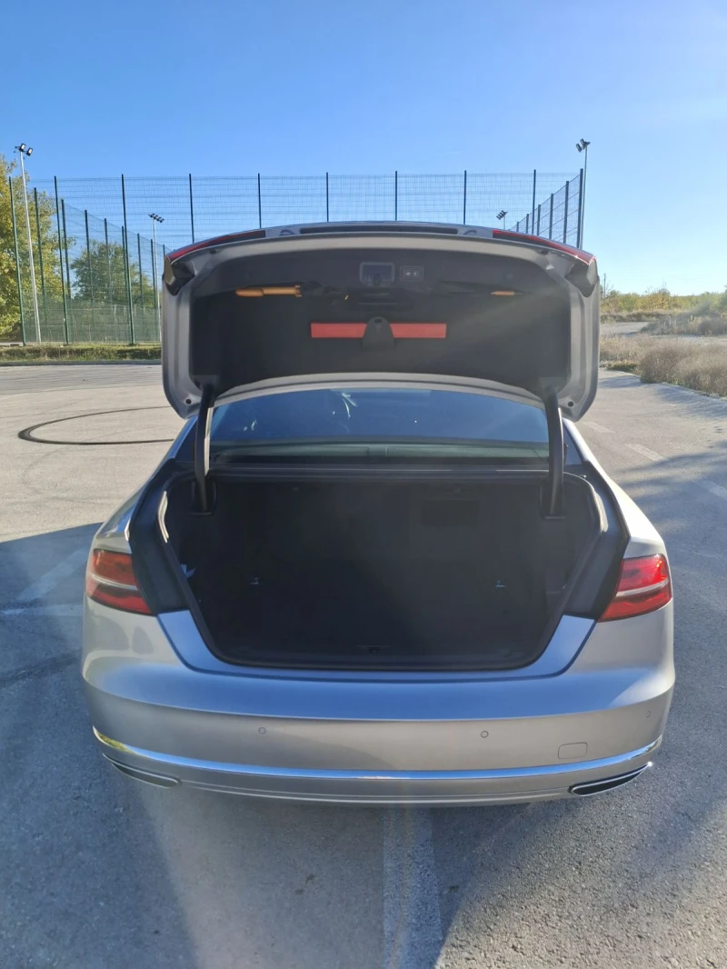 Audi A8, снимка 6 - Автомобили и джипове - 52120111