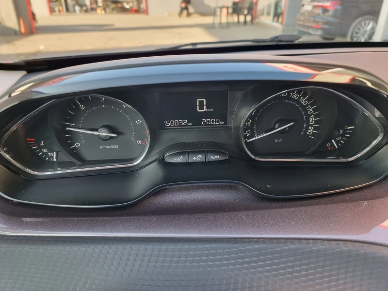 Peugeot 2008 STYLE, снимка 10 - Автомобили и джипове - 52807264