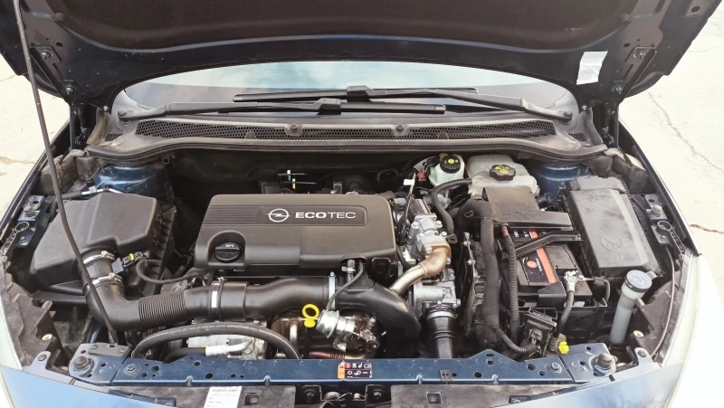 Opel Astra 1.7CDTI, снимка 12 - Автомобили и джипове - 53567095
