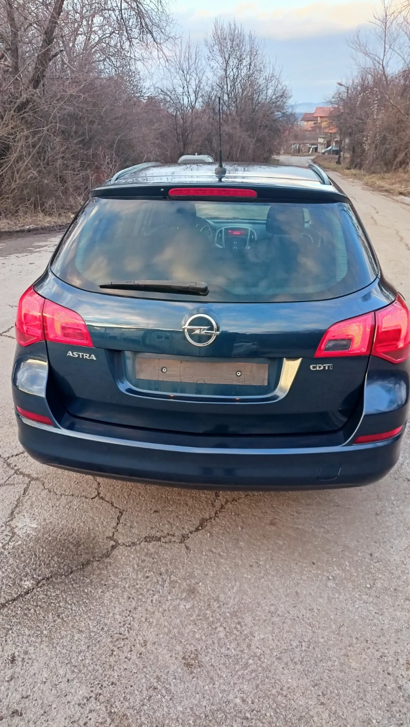 Opel Astra 1.7CDTI, снимка 6 - Автомобили и джипове - 53567095