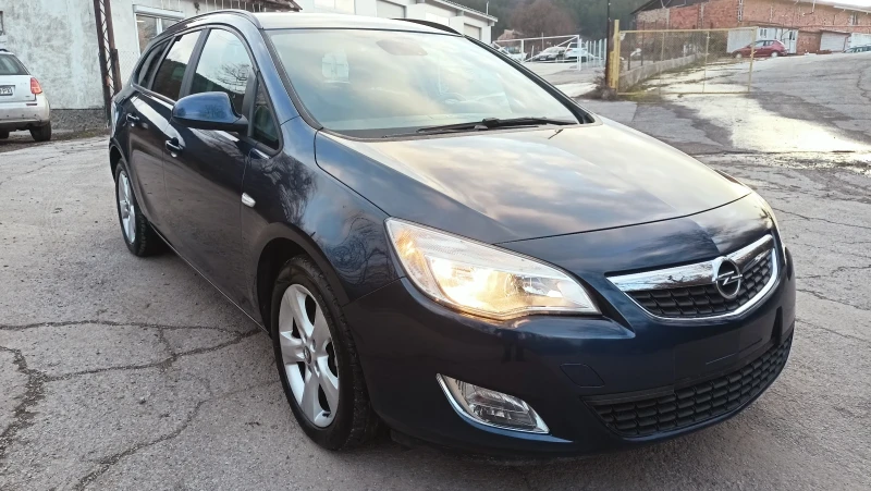Opel Astra 1.7CDTI, снимка 10 - Автомобили и джипове - 53567095