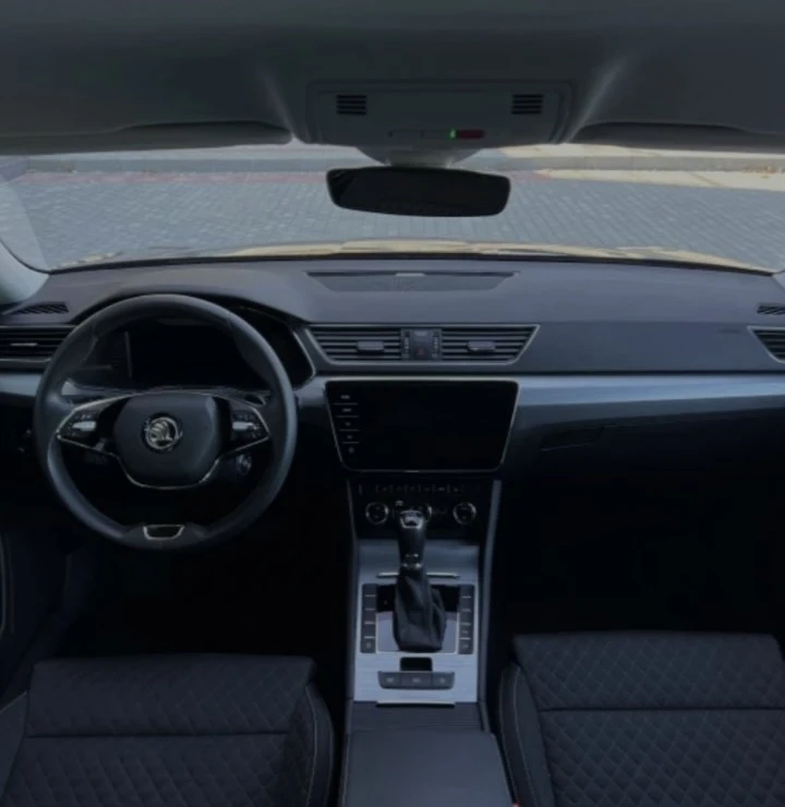 Skoda Superb, снимка 6 - Автомобили и джипове - 53585294