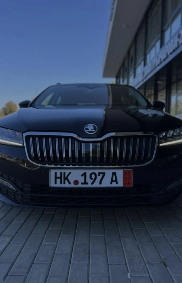 Skoda Superb, снимка 4 - Автомобили и джипове - 53585294
