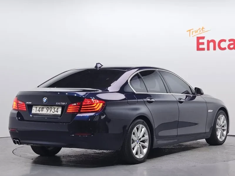 BMW 520  - изображение 2