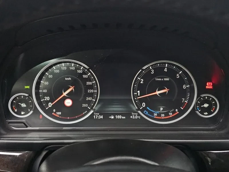 BMW 520  - изображение 8