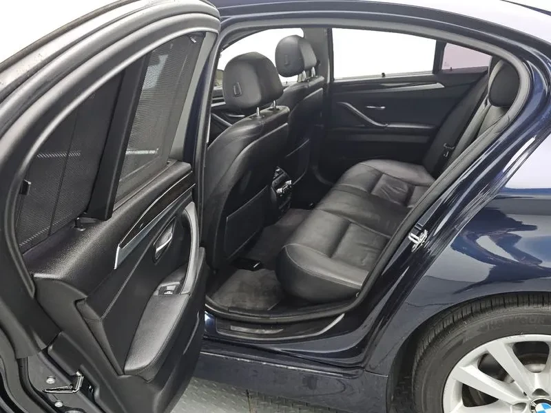 BMW 520, снимка 12 - Автомобили и джипове - 53707302