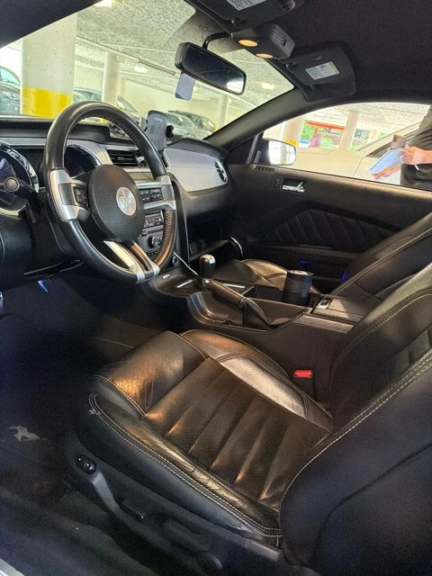 Ford Mustang 3.7 V6 * РЪЧКА * ПОДГРЕВ * 111К КМ * , снимка 6 - Автомобили и джипове - 55196624