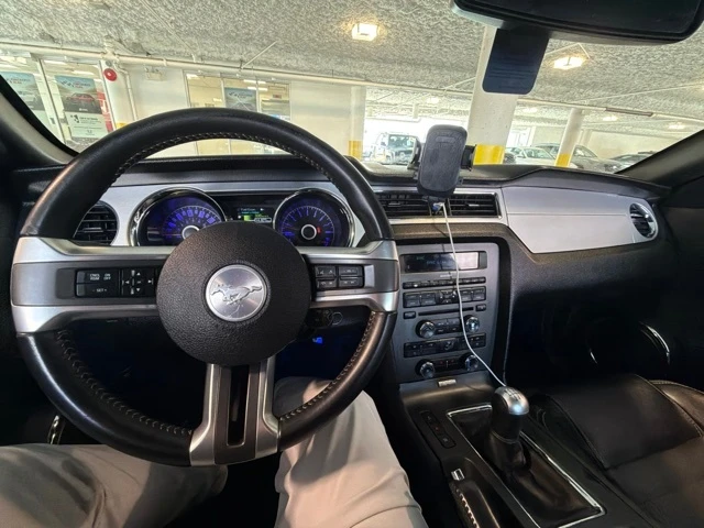 Ford Mustang 3.7 V6 * РЪЧКА * ПОДГРЕВ * 111К КМ * , снимка 7 - Автомобили и джипове - 55196624