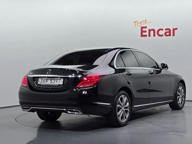 Mercedes-Benz C 200 САМО 30% АВАНС, снимка 2 - Автомобили и джипове - 55947076