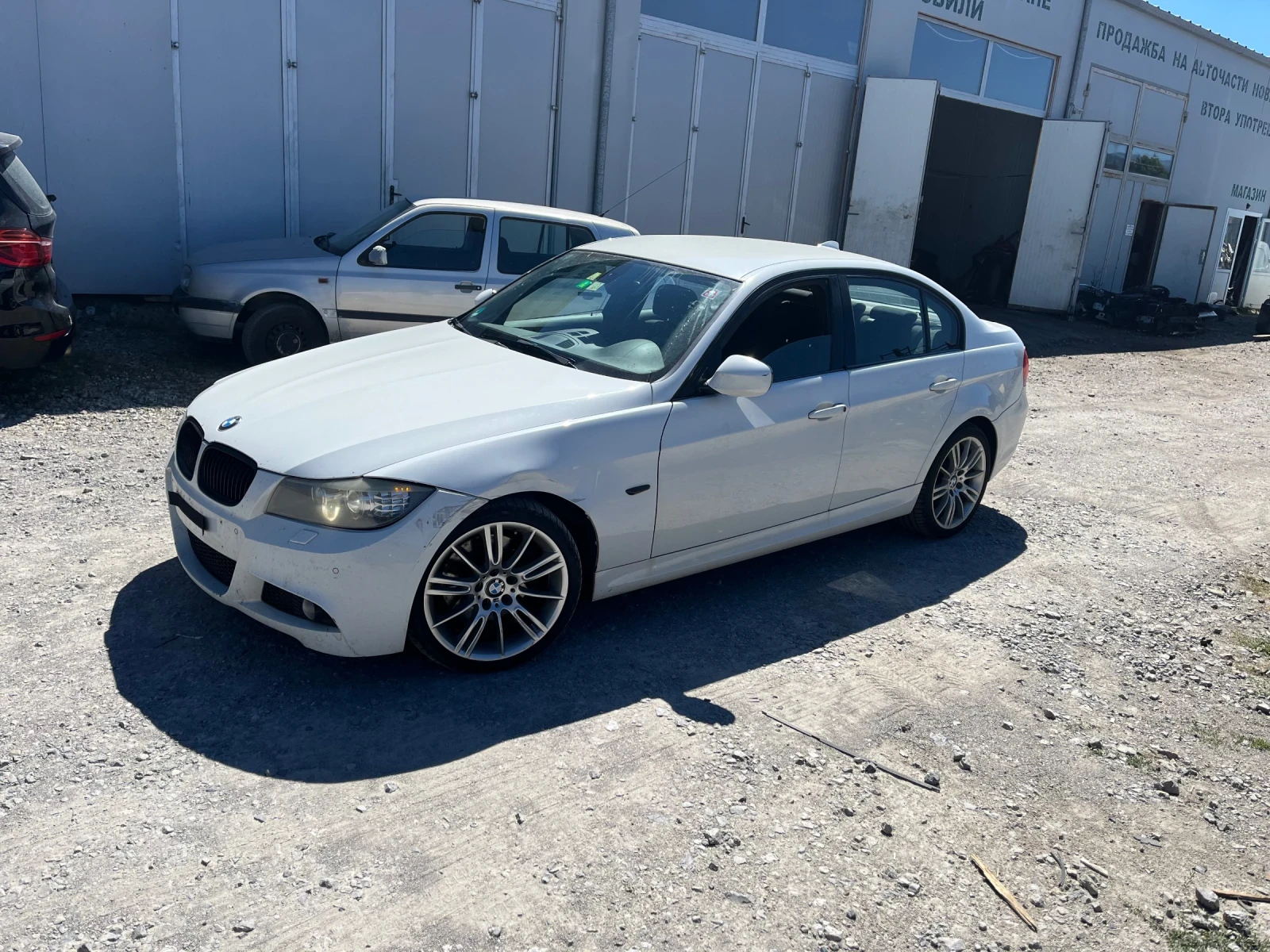 BMW 330 Bmw e90 330xd 245hp M-pack на части - изображение 2