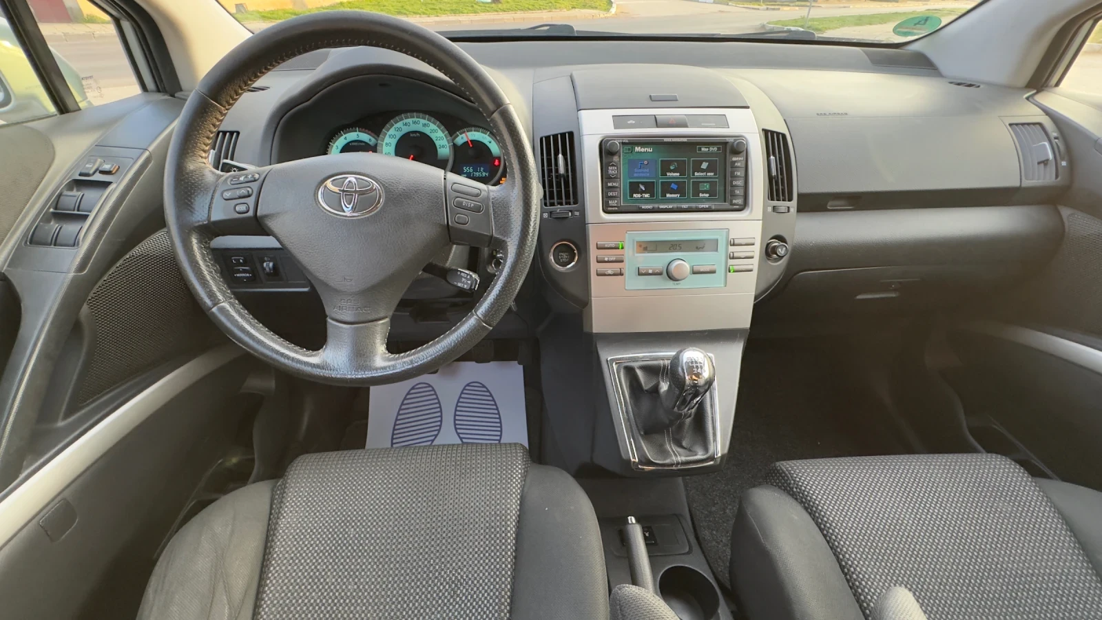 Toyota Corolla verso 7  | Mobile.bg   15