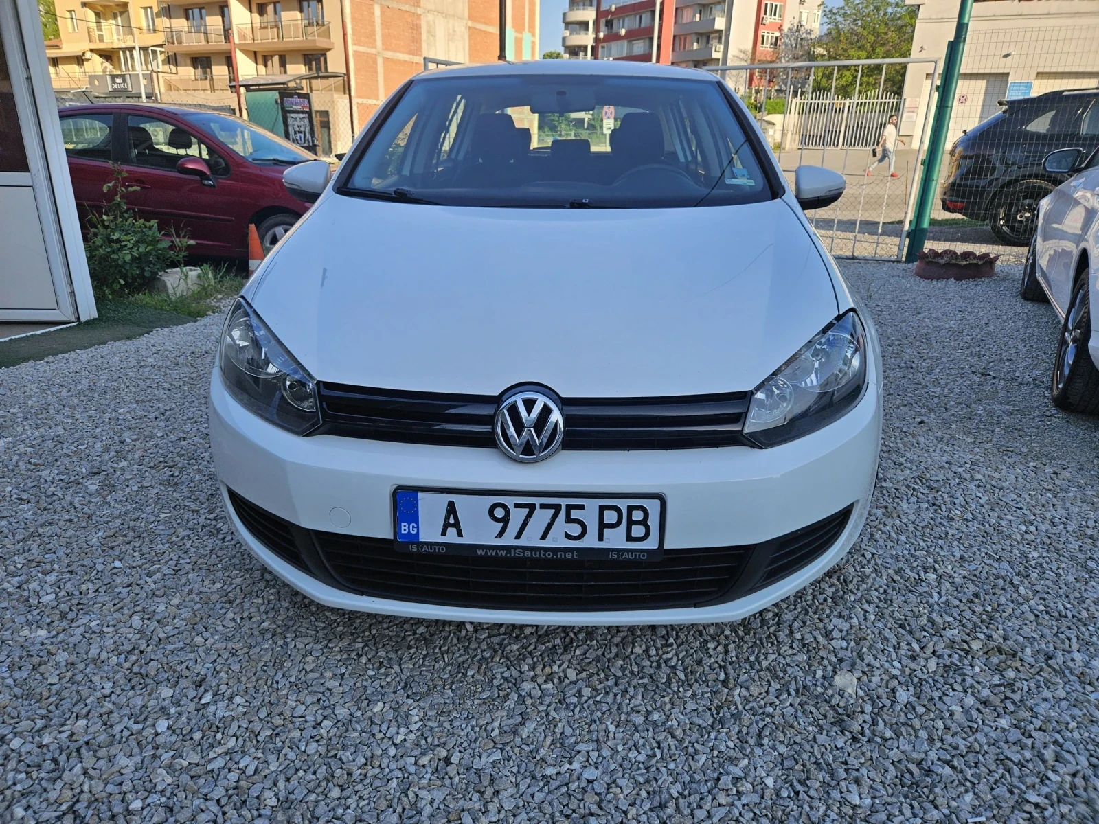 VW Golf 1.6TDI/НАВИ/КЛИМАТРОНИК/100%ОБСЛУЖЕН - изображение 3