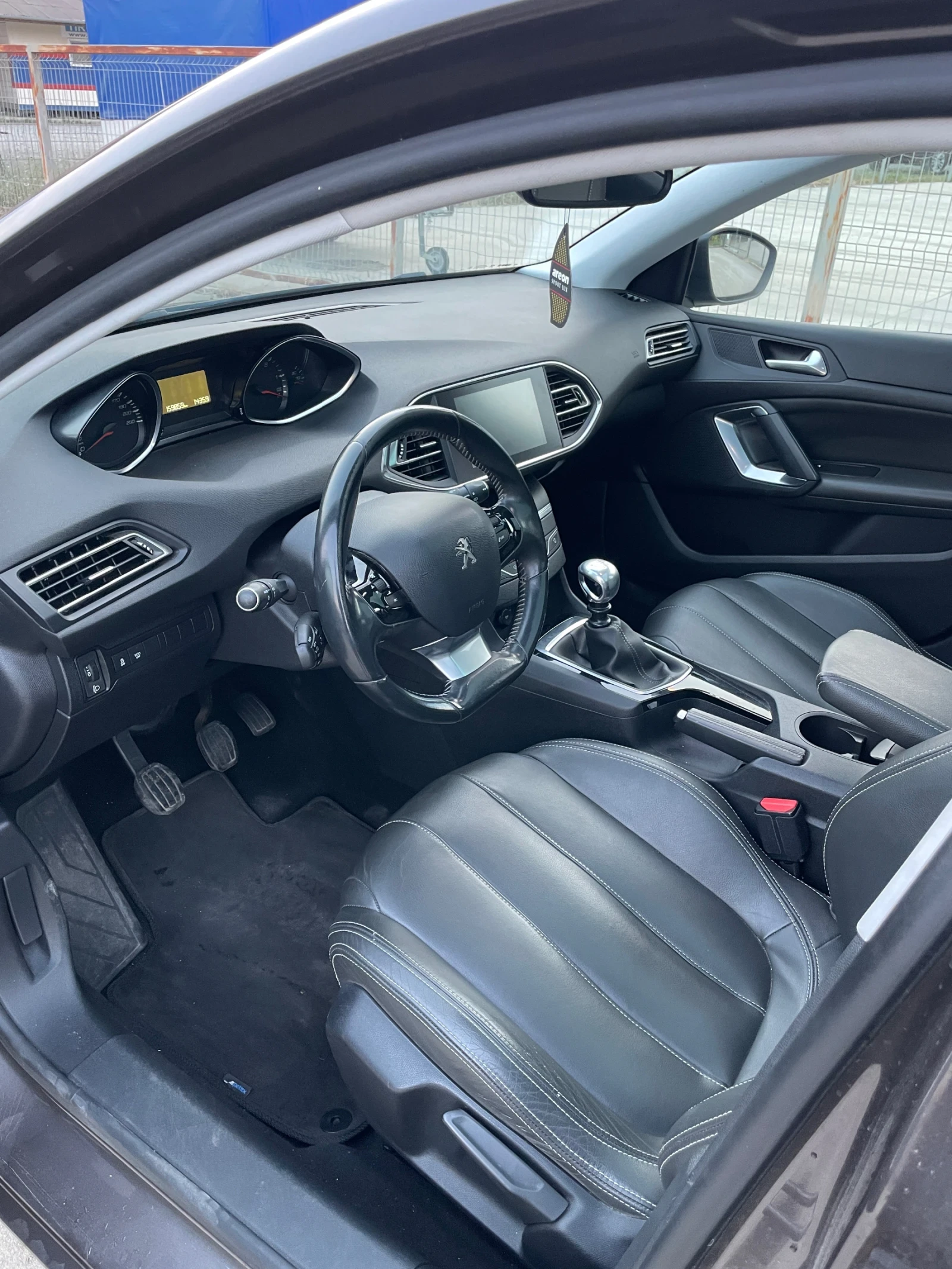 Peugeot 308 1.6 hdi - изображение 6