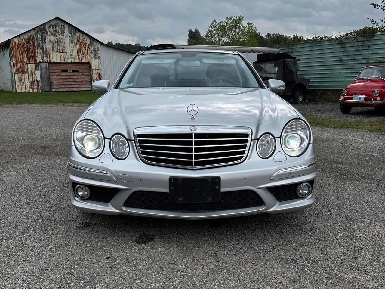 Mercedes-Benz E 63 AMG БЕЗ ПЪВОНАЧАЛНА ВНОСКА'КАРФАКС' - изображение 4