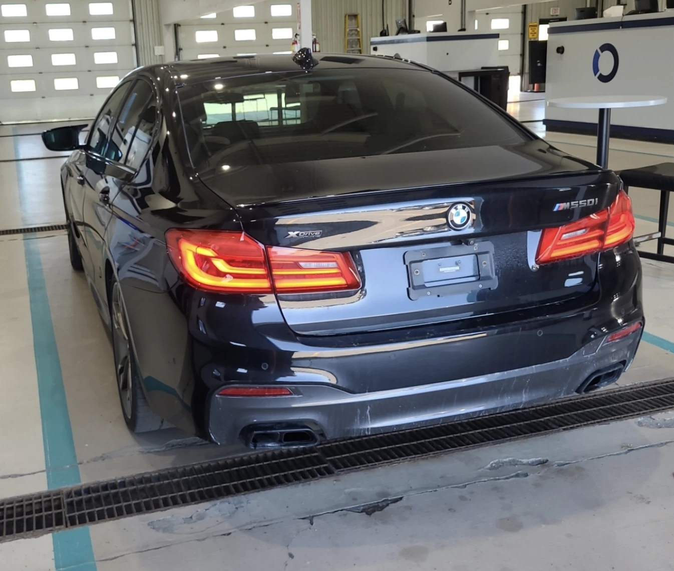BMW 550 XDRIVE - изображение 4