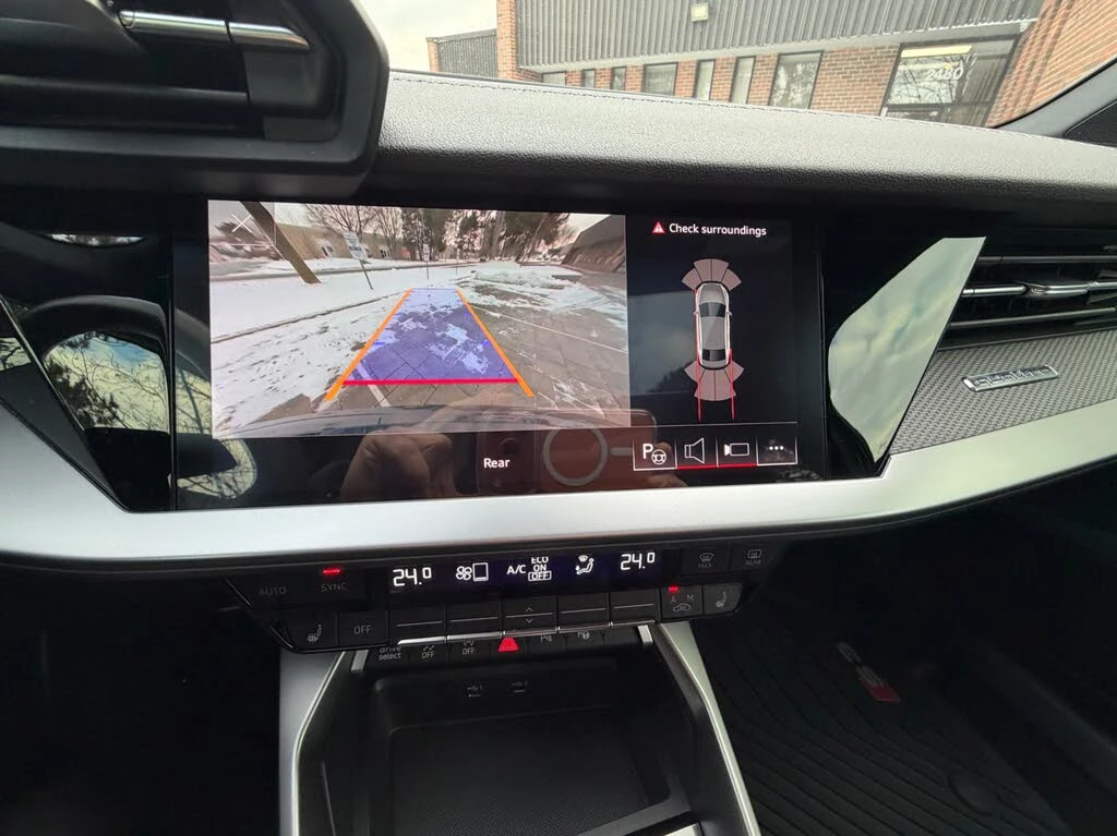 Audi S3 * 2.0T* QUATTRO* АвтоКредит* (ЦЕНА ДО БГ) - изображение 8