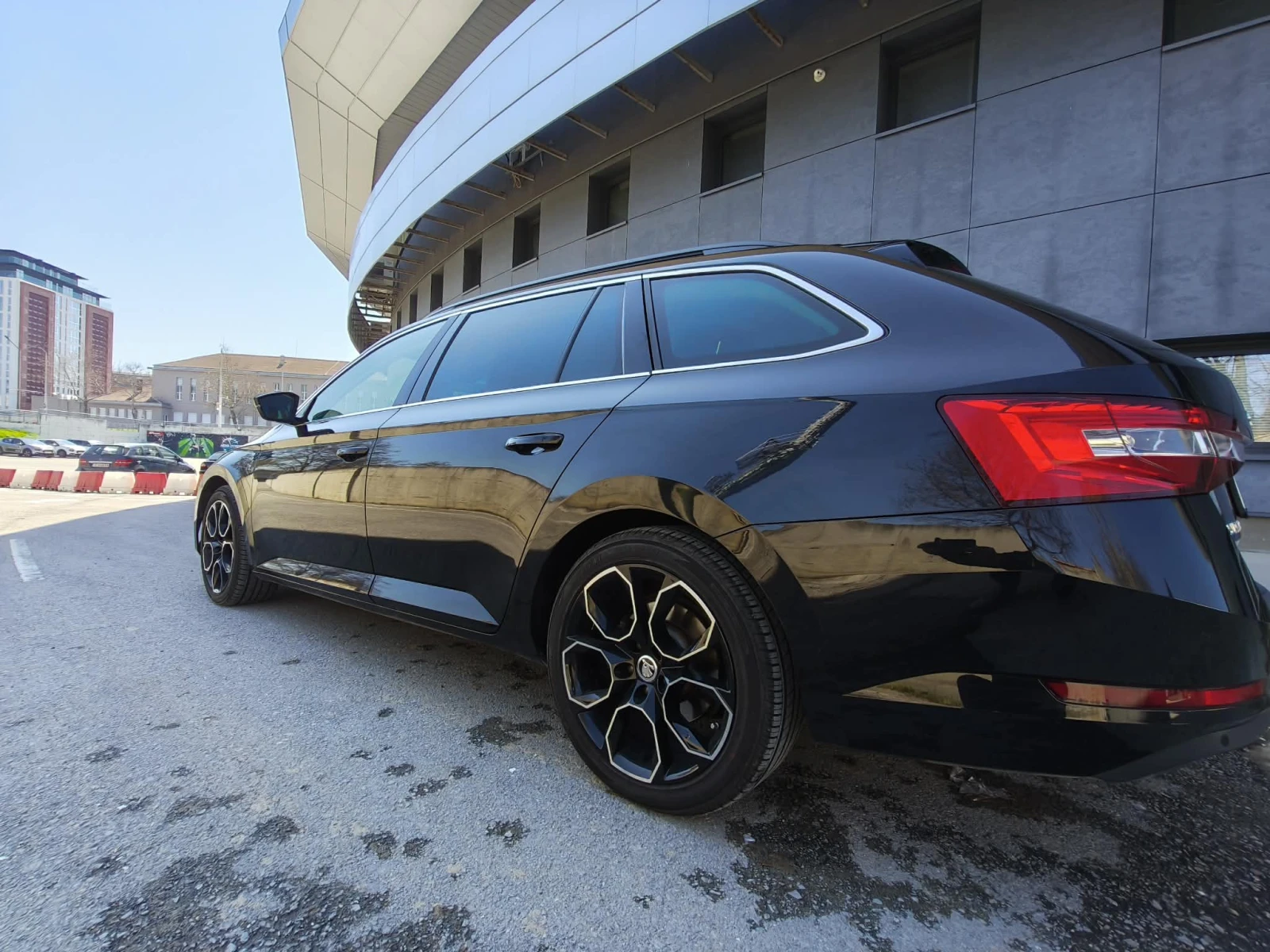Skoda Superb, снимка 6 - Автомобили и джипове - 53585294