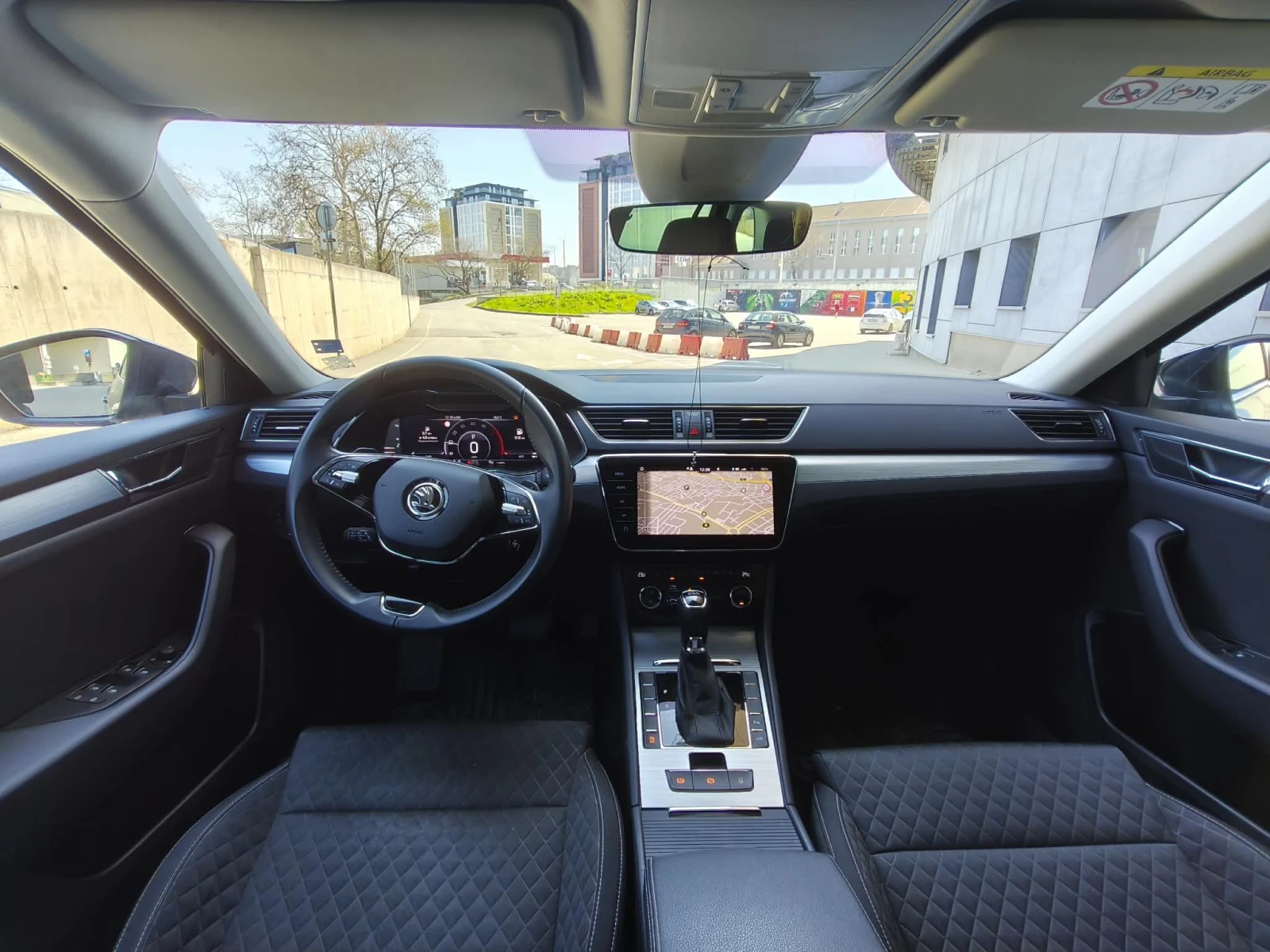 Skoda Superb, снимка 9 - Автомобили и джипове - 53585294