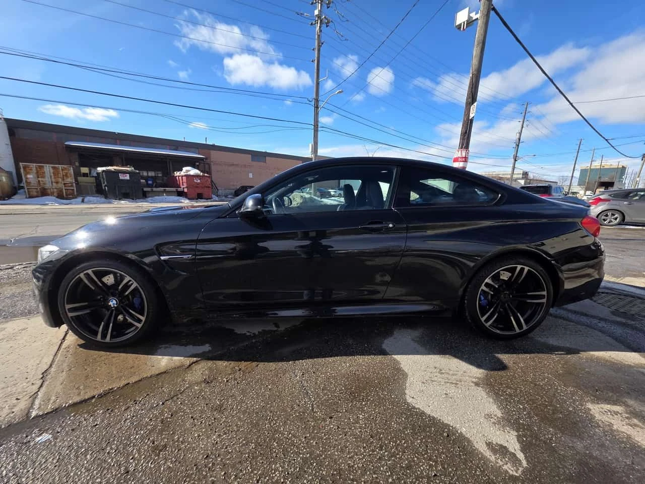 BMW M4 * CARFAX * CARBON * KEYLESS * ПОДГРЕВИ - изображение 2
