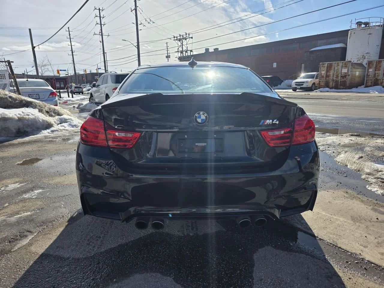 BMW M4 * CARFAX * CARBON * KEYLESS * ПОДГРЕВИ - изображение 4