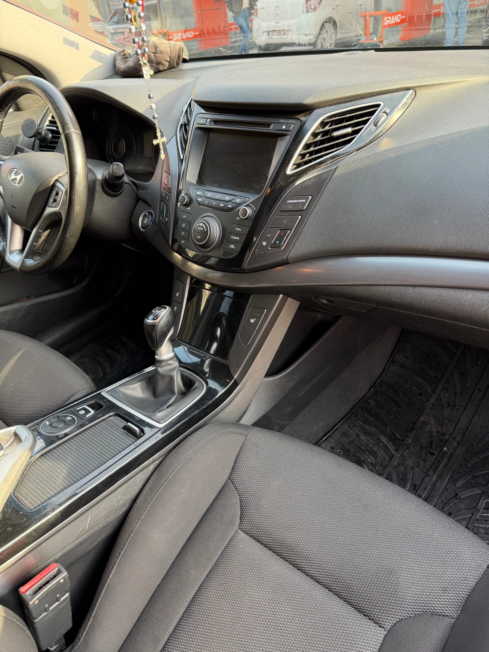 Hyundai I40 1.7 crdi, снимка 9 - Автомобили и джипове - 54194865