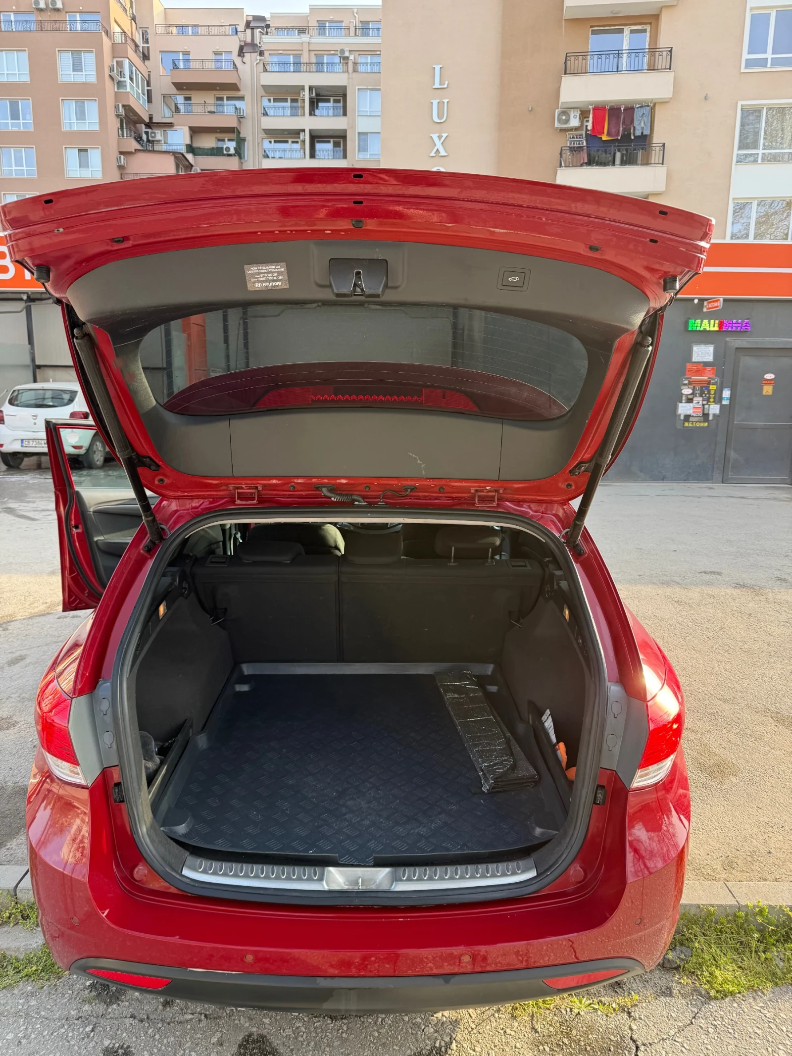 Hyundai I40 1.7 crdi, снимка 3 - Автомобили и джипове - 54194865